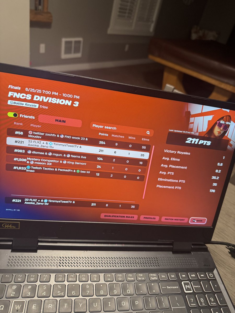 𝒯𝒾𝓂𝓂𝓎𝓈𝒯𝑜𝒶𝓈𝓉 tweet media