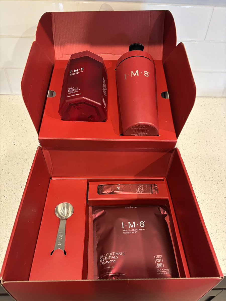 tyler_canada's tweet photo. Shoutout to the 🐐 @NICKMERCS getting me hooked up with some @im8health! MFAM love! https://t.co/H59CxYFj29