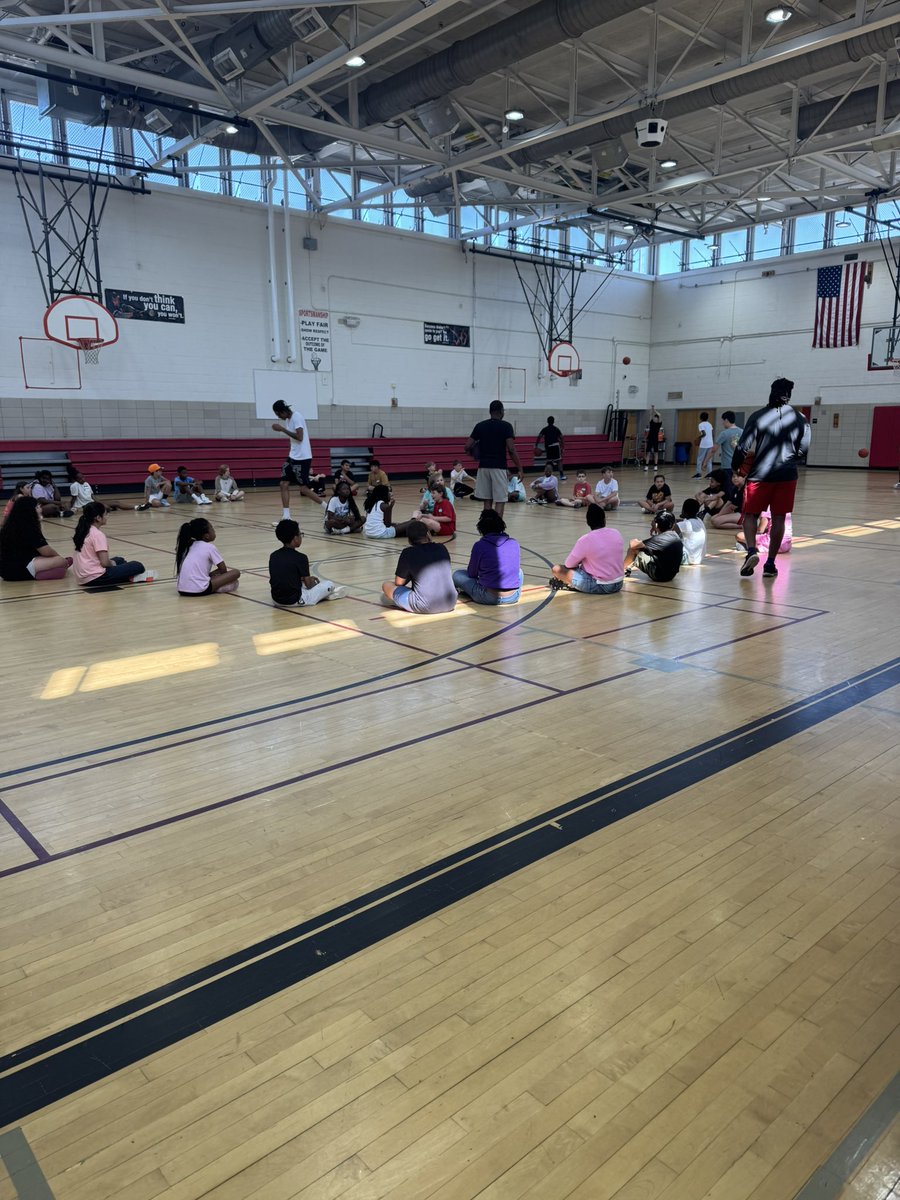 Great first day at STEM and Sports and Art Summer Camp at MRMS! Students explored cells under the microscope in art class and teachers met some of our newest lions! Looking forward to day 2! <a href="/MRMSlions/">Middle River Middle</a> <a href="/brownmrms/">William Brown</a>