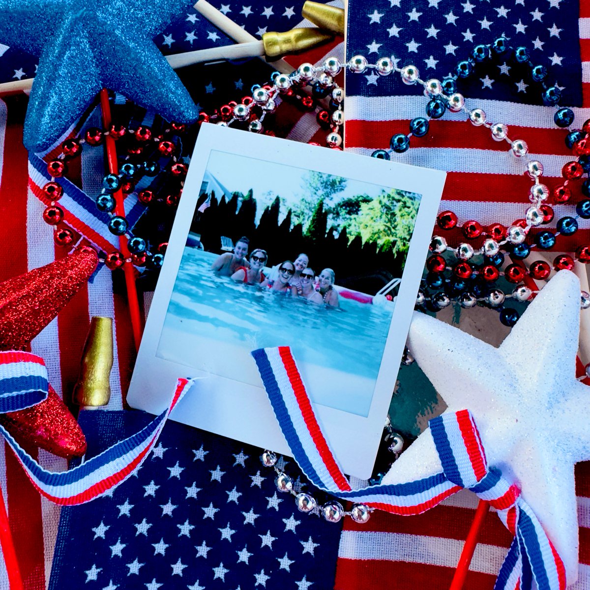 Miss Americana, no heartbreak prince
❤️🤍💙
@Taylornation13 <a href="/taylorswift13/">Taylor Swift</a>