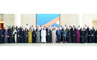 تخريج 100 موظف في برنامج تأهيل متخصصي الموارد البشرية لحكومة دبي      دبي - الإمارات اليوم  ift.tt/vGIdnxS