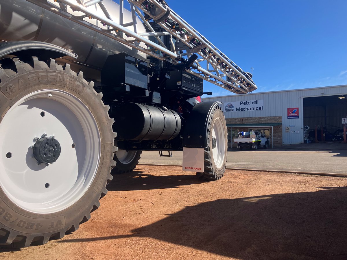 Our WA Croplands team is pumped to bring some grunt to Petchell Mechanical ahead of its Mini Trade Show tomorrow. 

We're saying 'bigger is better' as the RBR Vortex will be on display - the most powerful engine with the biggest tank options on a self-propelled machine.