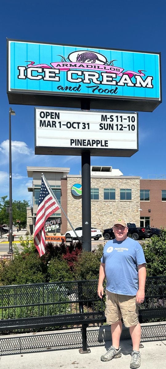 precisionmazes's tweet image. Travel season has started.  @NoDumbQs is one of my favorite podcasts. @MattWhitmanTMBH
and @DestinSandlin interviewed Austin from @ArmadillosIC.  Today I stopped by to meet Austin in Rapid City, SD.  Austin's investment in the next generation is admirable.  Listen for yourself!