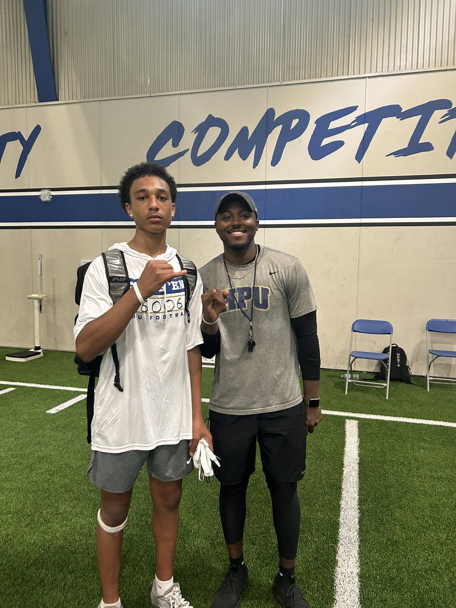 Jadyn380's tweet image. #AGTG after a great camp visit and conversation with @CoachDouglasIII I’m blessed to receive my first offer from HPU #HPUFootball @HPUFootball #StingEm