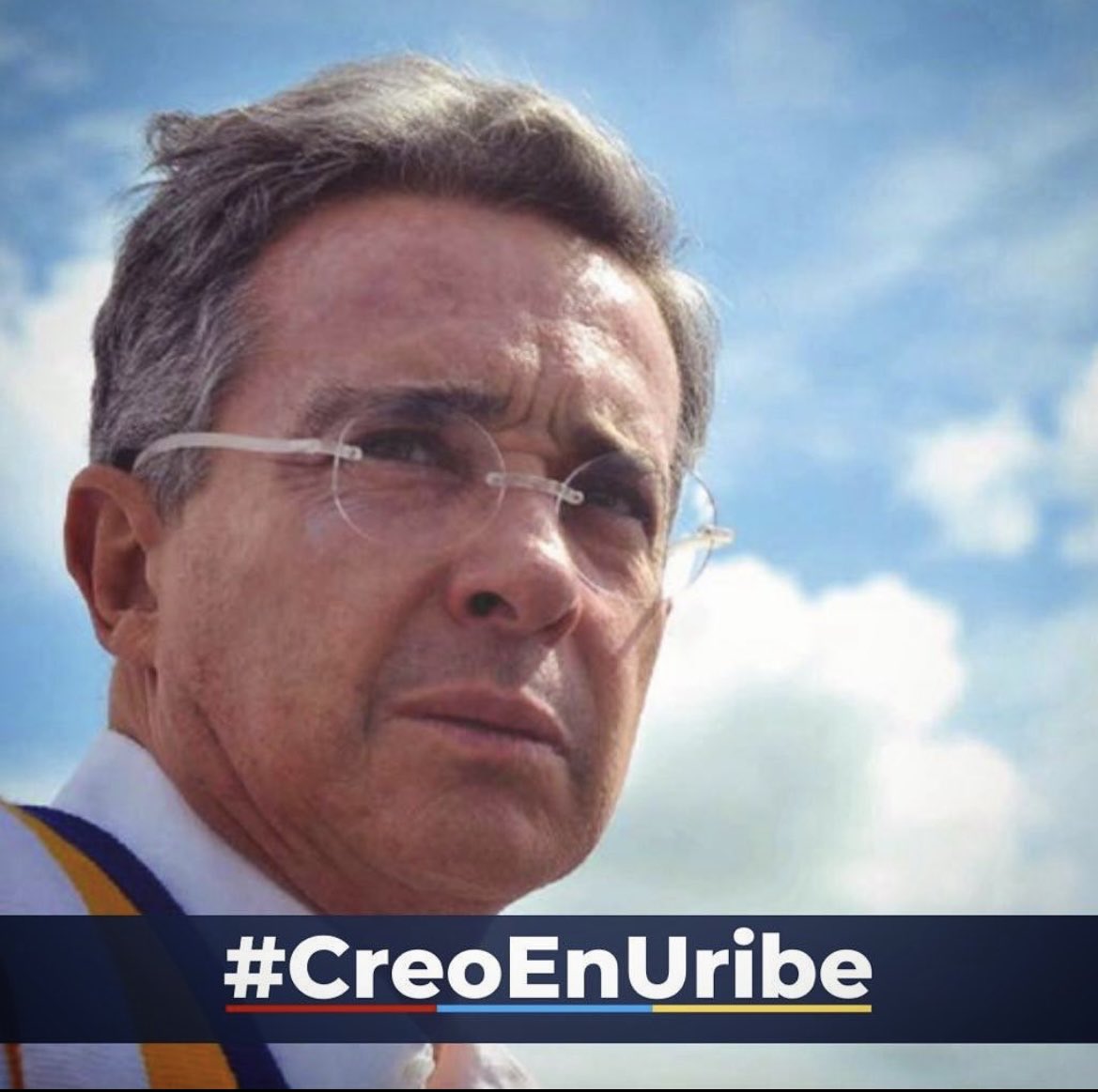 AliciaArango's tweet photo. Pre, estamos contigo! Inocente ! Colombia te quiere y te respeta. https://t.co/CP2nEl0Id2