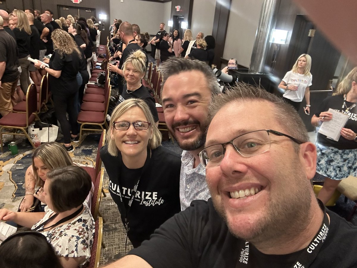 wag_j's tweet photo. Had a great time learning and growing with my @RadnorTSD team at the #culturize institute in #Chicago. @casas_jimmy @LarsonGarth @PrincipalKafele @JessicaCabeen @IthanES @RadnorES @WayneElementary https://t.co/hDNHWC449B