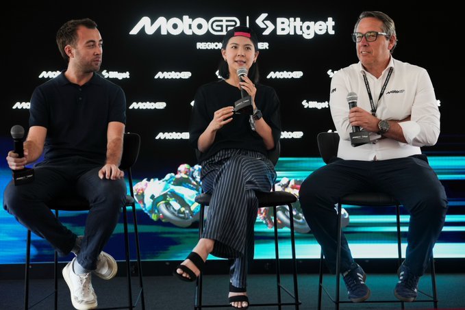 RHikouki's tweet photo. ✨🏁 #MotoGPxBitget パートナーシップ始動！🏁✨
@BitgetJP @bitgetglobal

イタリアGPが熱狂に包まれたーー🔥
BitgetがついにMotoGP公式パートナーとして本格始動🇮🇹

情熱的なスピーチ、エンジン音を超える歓声、すべてが「加速」への準備だった…！！！

まだまだスタートラインにたったばかりでこれからでてくる発表が待ち遠しい😎

これまでも激アツキャンペーンで界隈を盛り上げてきたBitgetだから期待しかない🔥🔥🔥

追ってくぞーーーーー！

#MakeltCount #MotoGP #仮想通貨