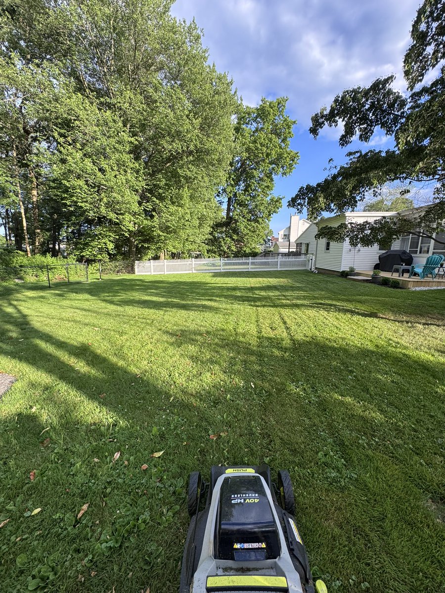 Hi <a href="/gilsimmons/">Gil Simmons</a> The temperature dropped enough in #Milford this evening that I was able to cut my grass. I think it is around 88 degrees, down from 100 degrees. Woohoo. 🤣