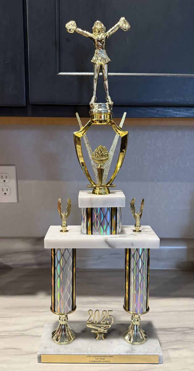 CHuerta_JCE's tweet photo. Day 3 ✅ They did it again!!! Top Team trophy and spirit stick!!! Can’t wait for comp season! 💙🧡🤙🏻🧡💙 Thank you @UTEPCheer they had a blast!!! #PicksUp
@SGTCarrasco_ES @JFCarrasco_JCE @MSosa_JCE @pdelgado_JCE https://t.co/3eWhSKUrAf
