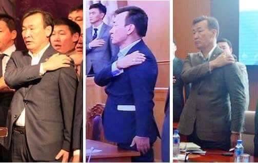 Зүүн мөрөн дээрээ нэг биш нэлээн хэдэн чөтгөртэй л хүн гэж боддог доо😅