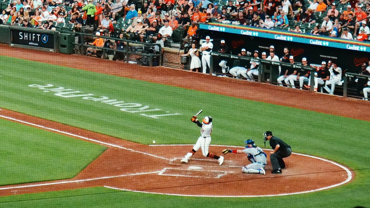 ClipsterCharlie's tweet photo. @Orioles Pride Night baby! LET'S GO O'S https://t.co/tpojQZKZhZ