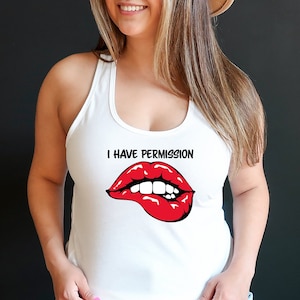 My wife is walking around outside wearing this T-shirt, but I don't know.🤔!!!