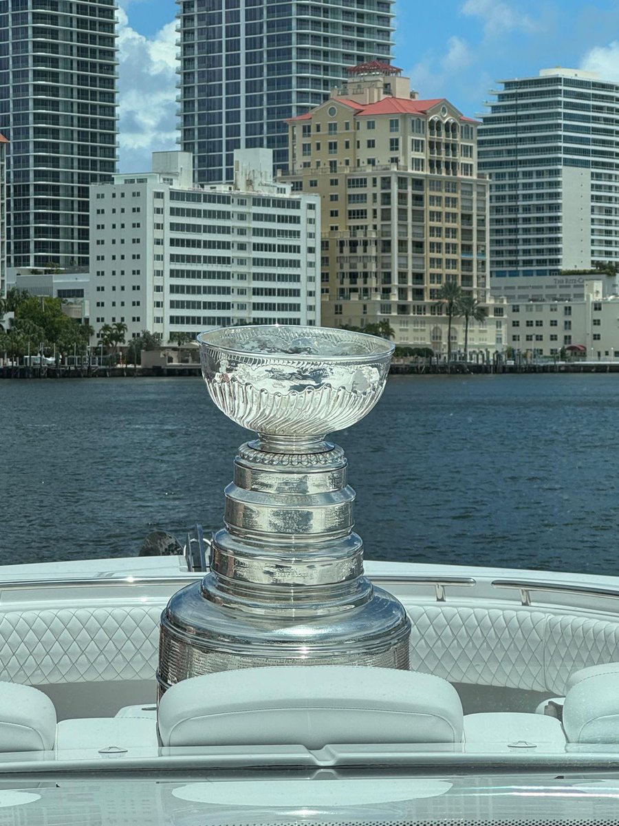 keeperofthecup's tweet image. Earlier this week in South Florida lots of #stanleycup excitement
@HockeyHallFame @NHL
@FlaPanthers