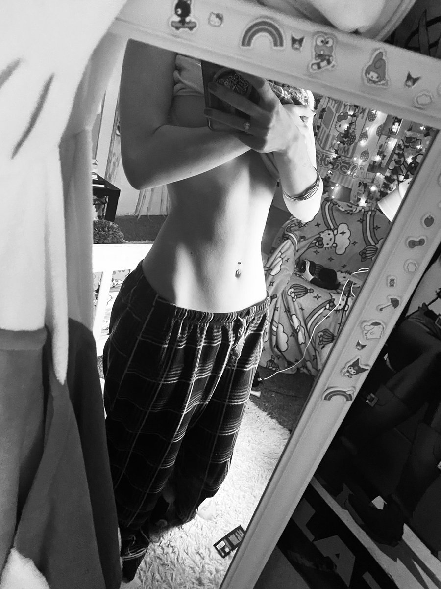 *;- doll -;* tweet media