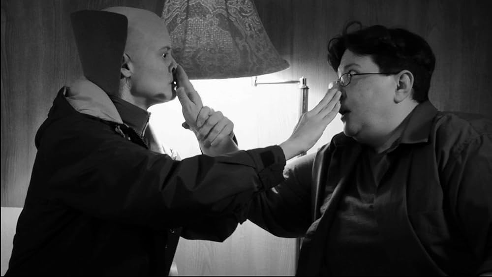 MGeeSpot's tweet image. Codependent Lesbian Space Alien Seeks Same (2011)
(An oddly specific title)
Alien lesbians heard that Earth Girls Are Easy.
LGBTCute.
#PrideVibes #movies #Aliens #cheesecake