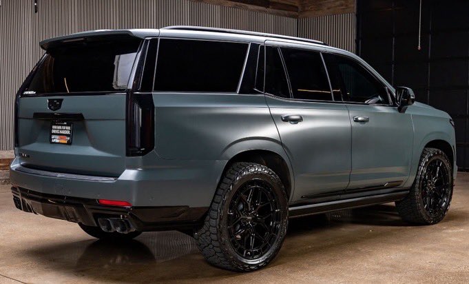 liftedtrucks's tweet image. 2025 Supercharged Cadillac #Escalade V from our McKinney #Texas location. Mean! 🖤🔥 #TX04443A 

*55” pillar to pillar display
* 682 horsepower supercharged V8 
* 24” @vossenwheels  
* @NittoTire Recon Grapplers 
* Messaging leather seats
* Super Cruise™️ 
Much Much More!!!