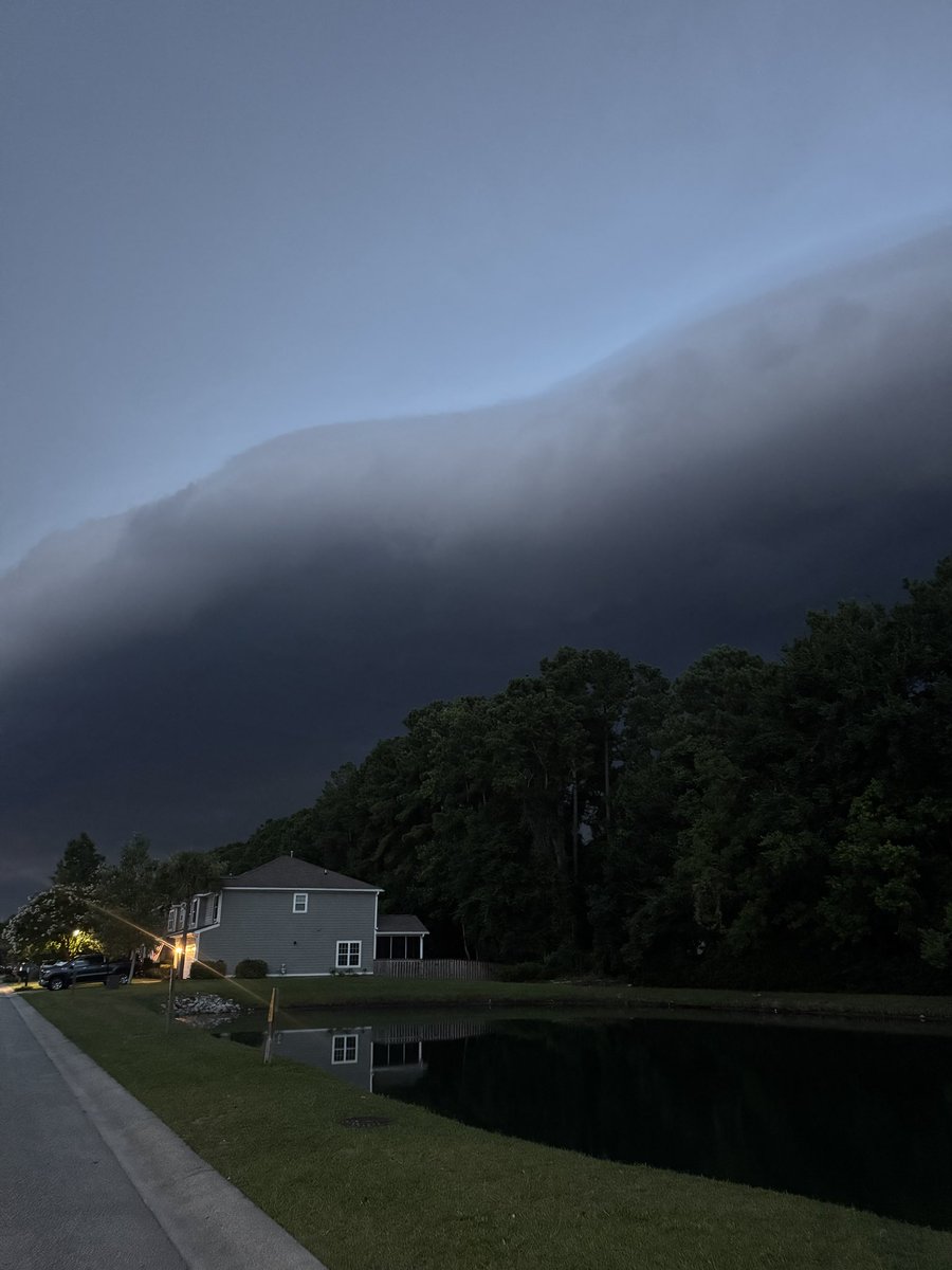 Dave Williams tweet media