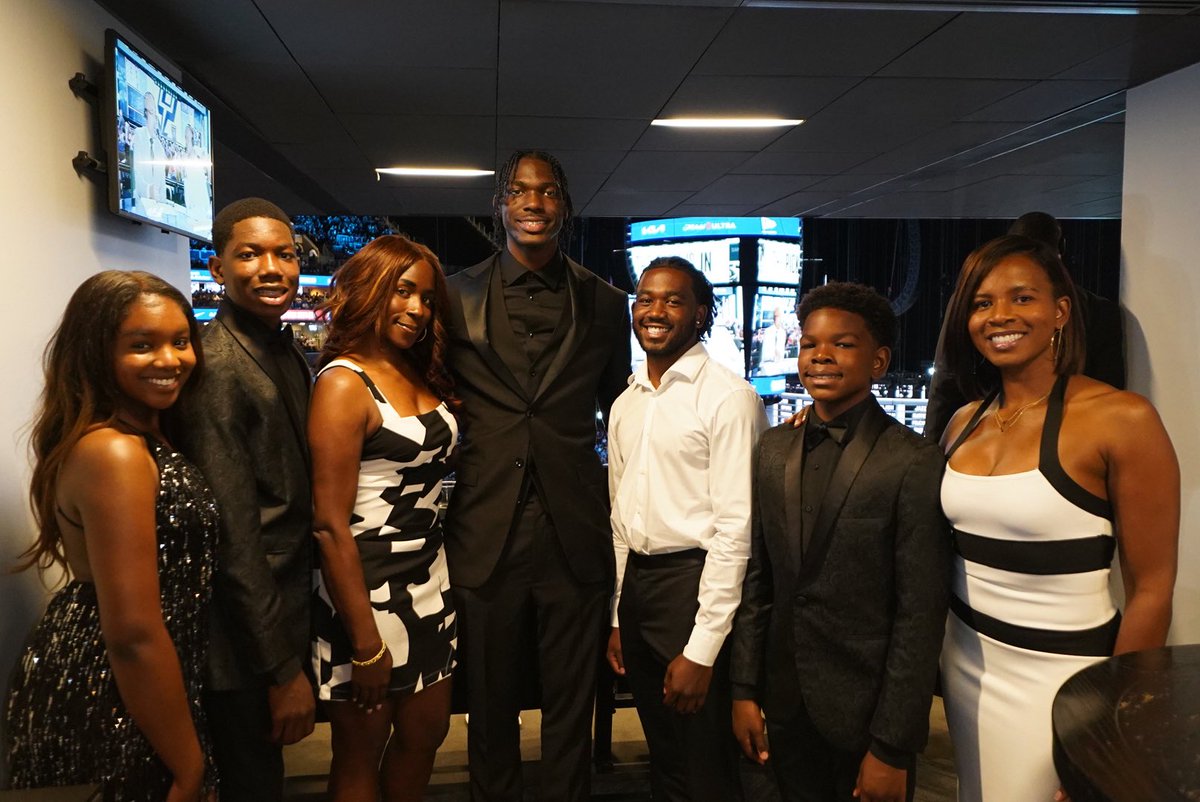 SJU Hawks MBB tweet media