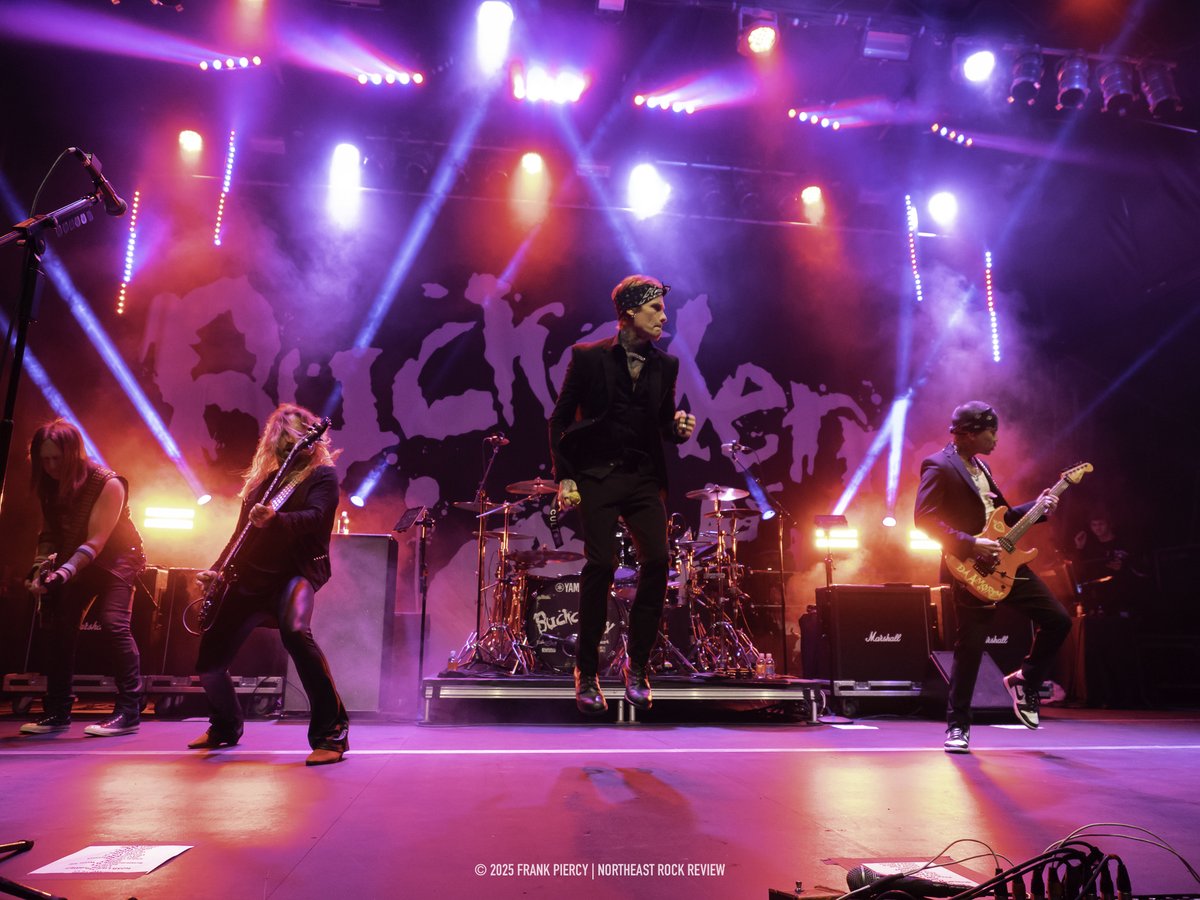 NERockReview's tweet image. BUCKCHERRY at the Sun Patio At Mohegan Sun, Uncasville, Connecticut - June 14, 2025

More photos &amp;amp; show coverage at northeastrockreview.com/23223-2/

@Buckcherry