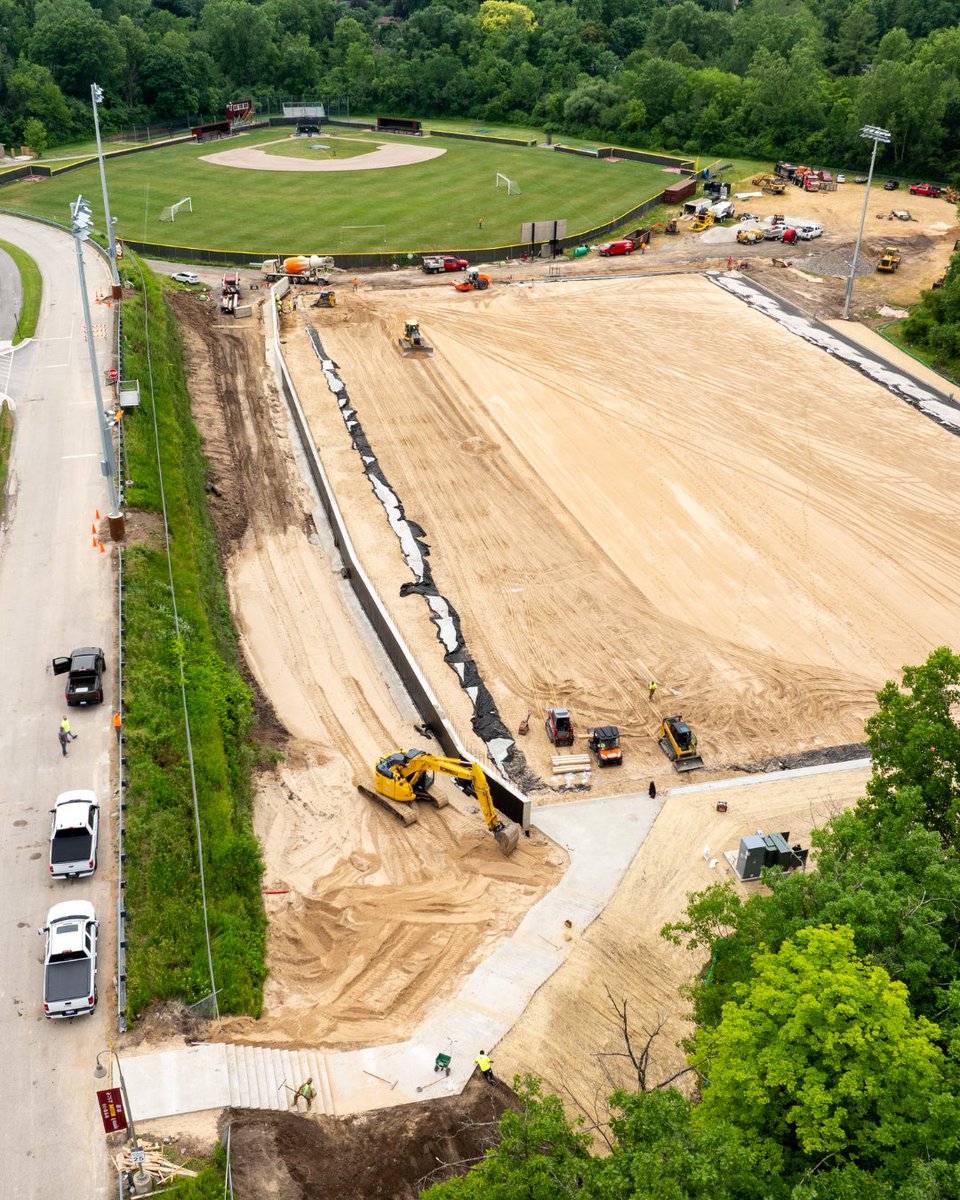 Calvin_Uni's tweet image. Progress continues on the new stadium for our football and lacrosse teams! We’re looking forward to all this space will offer our student-athletes, fans, and the campus community. 🏈🥍 #GoCalvin #CalvinUniversity #ArmorUp