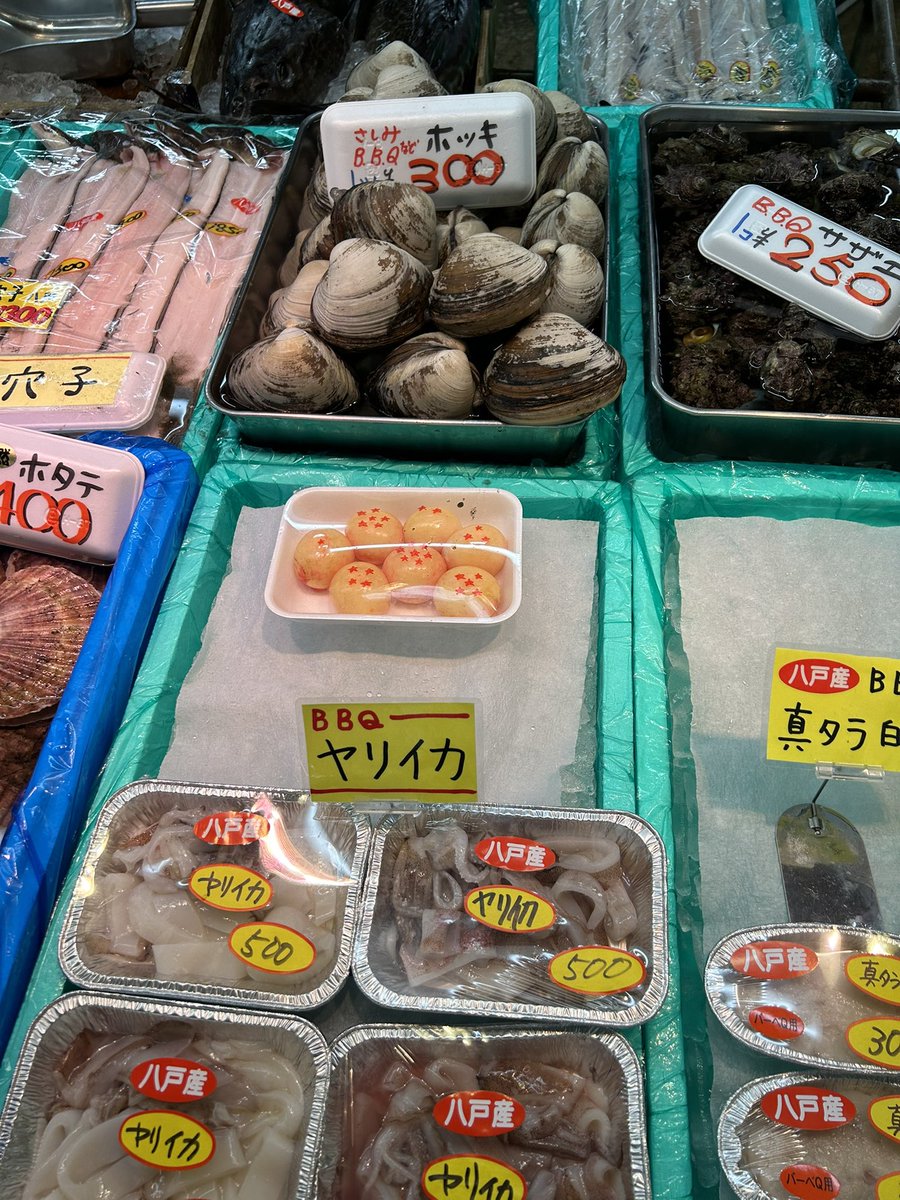 本日のサービス品は、、ミニうな丼とミニうどん(1040円)です！
 #ランチ  #日替わり定食  #八戸  #八食センター  #勢登鮨  #うな丼