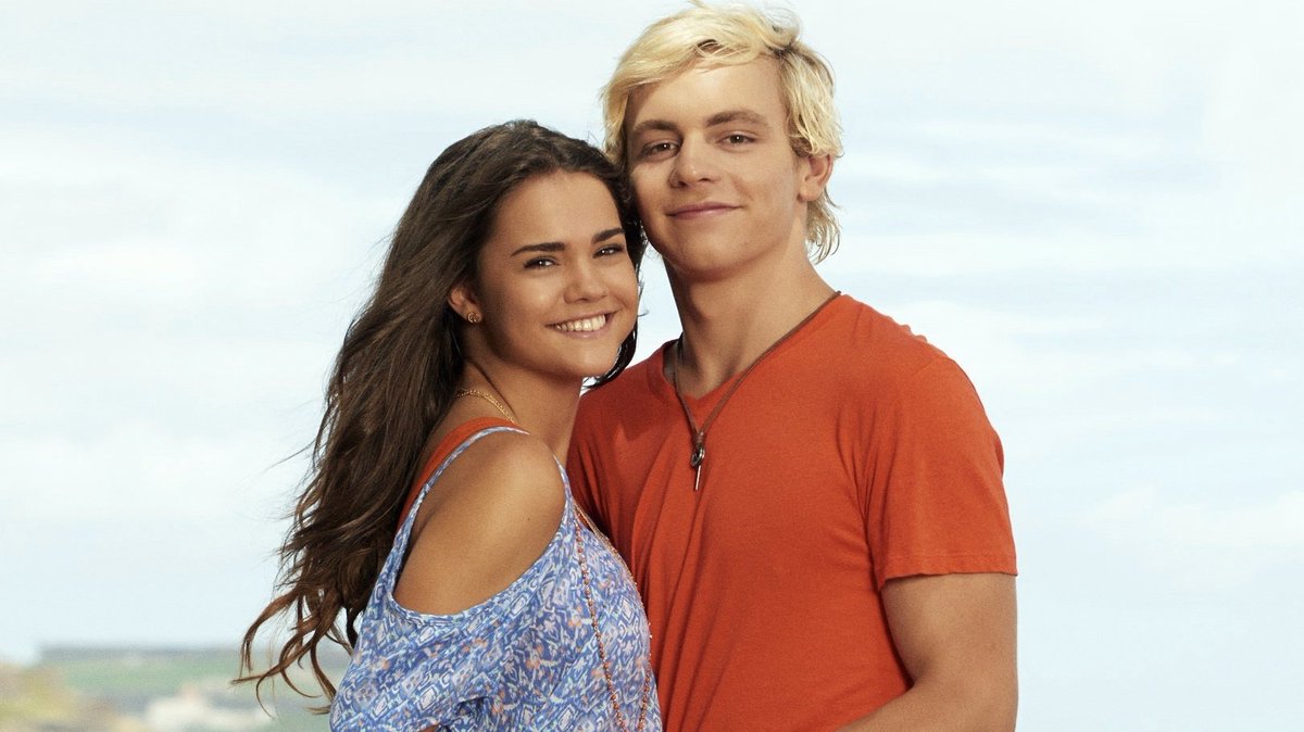 RossLPortugal's tweet photo. 10 years of Teen Beach 2. 🌊💛 https://t.co/8ibHV2Ob7D