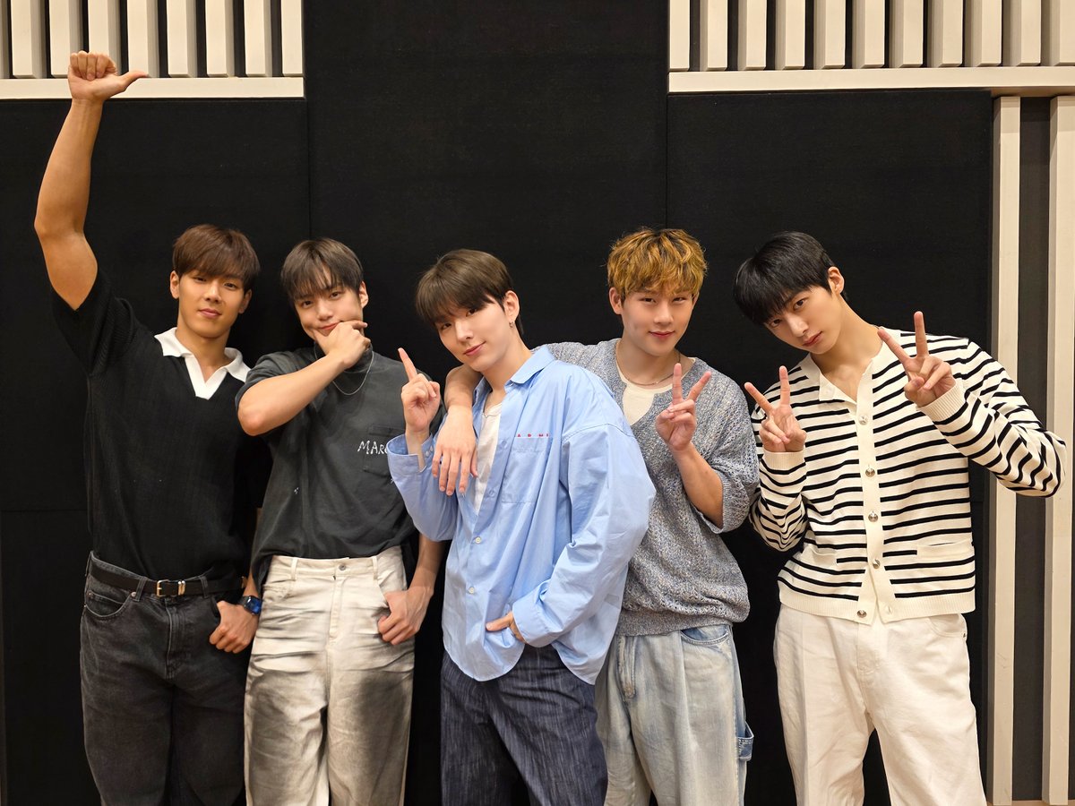 明日6/29(日)20:00-の 
#ニッポン放送 #古家正亨 #KTRACKS 📻

ゲストはMONSTA X✨
デビュー10周年‼️この 10年での変化はあのメンバーの○○？？😁

🔽ラジオが聴けるradikoはこちらから radiko.jp/share/?sid=LFR…

#モンスタエックス #MONSTAX #MONSTA_X