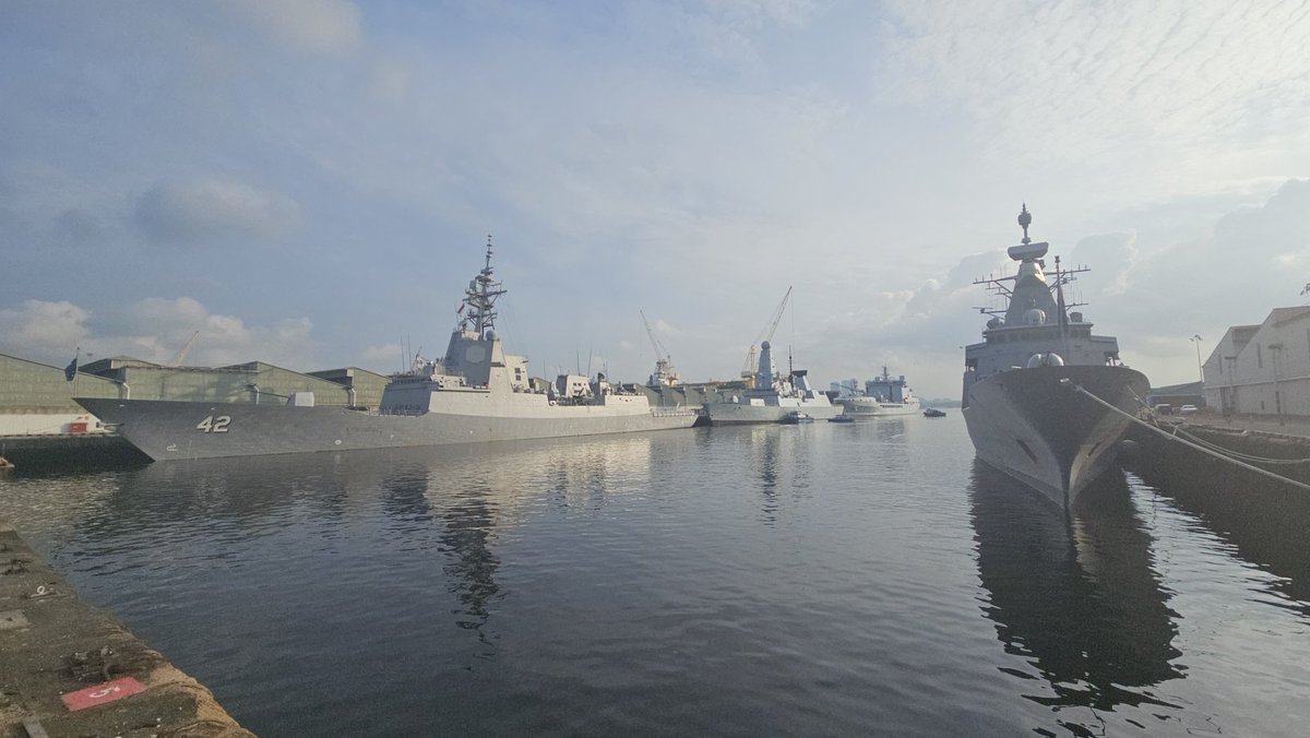 FULL HOUSE! The UK Carrier Strike Group is being supported across Singapore. At BDSSU we have HMS DAUNTLESS, RFA TIDESPRING, HMAS SYDNEY and HMNZS TE KAHA. #CSG25 <a href="/COMUKCSG/">UK Carrier Strike Group</a> <a href="/DefenceHQ/">Ministry of Defence 🇬🇧</a> <a href="/RoyalNavy/">Royal Navy</a> <a href="/UKStratCom/">Strategic Command</a> <a href="/NavyLookout/">Navy Lookout</a> <a href="/UKinSingapore/">UK in Singapore 🇬🇧</a> <a href="/HMSDauntless/">HMS Dauntless</a> <a href="/RFATidespring/">RFA Tidespring</a> <a href="/HMSPWLS/">HMS Prince of Wales</a>