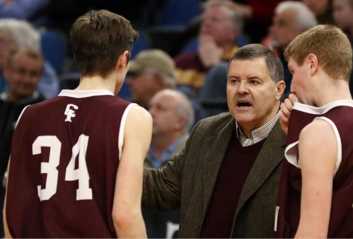Coach_Critch_Jr's tweet image. I am extremely excited to announce that Hall-of-Fame Coach Dave Galovich will be joining our team at Roseville Area High School as our varsity assistant! We are very fortunate to have him join our program to share his wisdom with our players and our coaches.