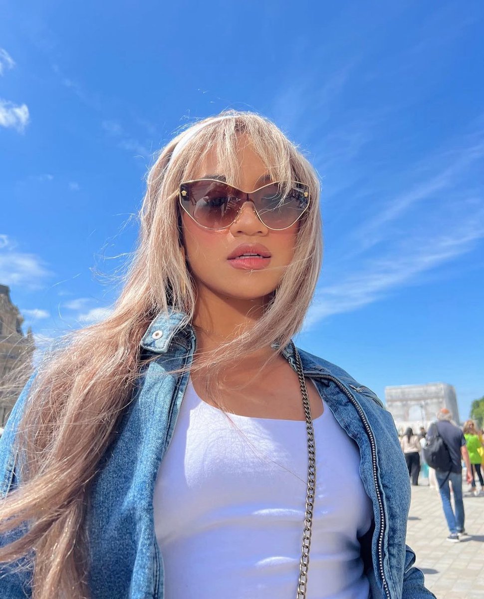 pretty savage (@villainpinks) on Twitter photo Sienna Lalau to be <a href="/BLACKPINK/">BLACKPINKOFFICIAL</a> new director-choreographer for this new era!
Sienna previously worked with BLACKPINK on How you like that along with Kiel Tutin and Kyle Hanagami Sienna Lalau to be <a href="/BLACKPINK/">BLACKPINKOFFICIAL</a> new director-choreographer for this new era!
Sienna previously worked with BLACKPINK on How you like that along with Kiel Tutin and Kyle Hanagami