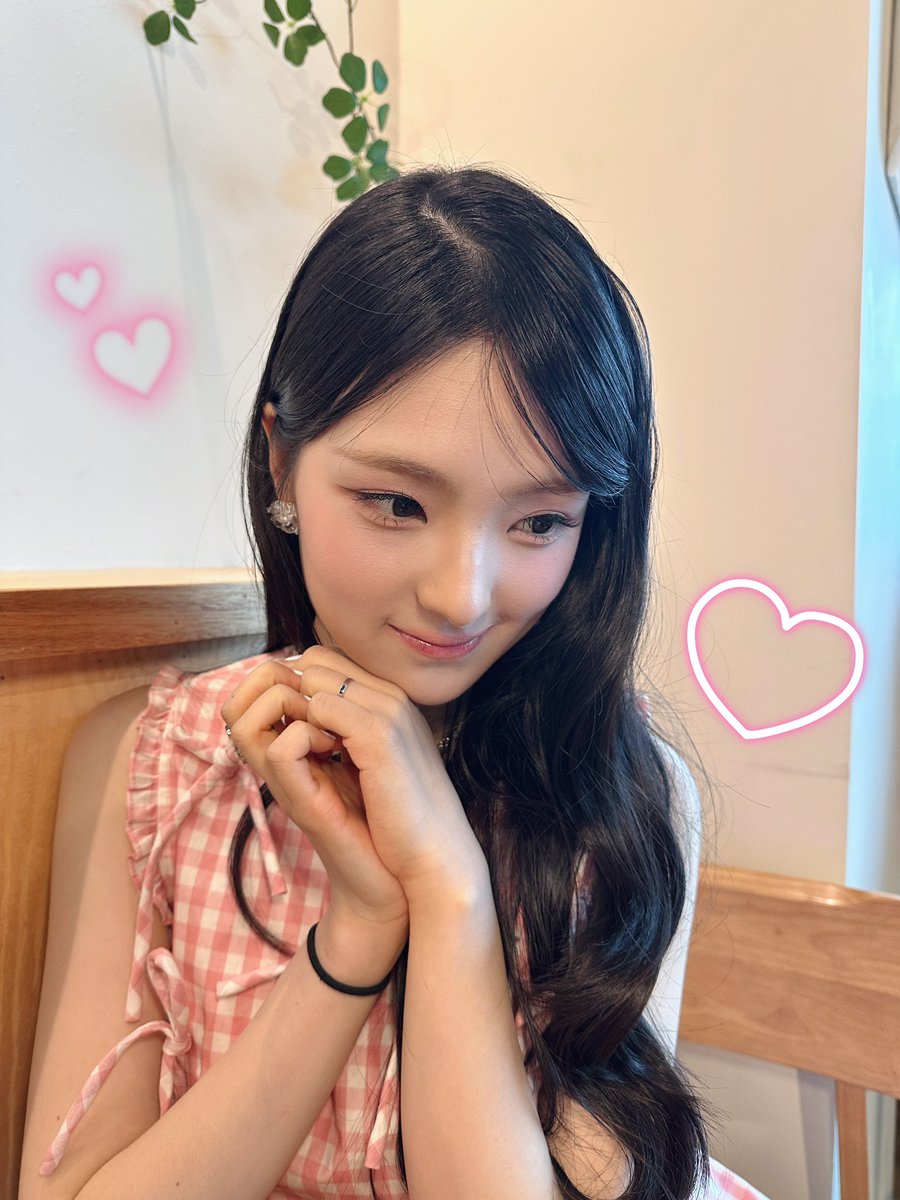 ⏰ [𝗚𝗬𝗨𝗕𝗜𝗡 𝗧𝗢𝗗𝗔𝗬 𝗦𝗖𝗛𝗘𝗗𝗨𝗟𝗘] 

⭐ 2025.06.26 THU

🎤 7:00PM(KST) ON THE K : FANTASIA

📍 Live Stream: KOCCA MUSIC YouTube
🔗 youtube.com/live/tdkxN5qAA…

#규빈 #GYUBIN #KPOP
#LIKEU100 #REALLY