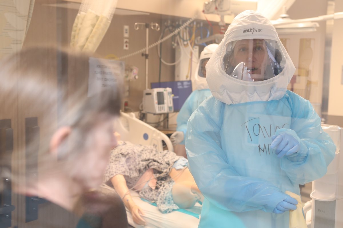 MedStarWHC's tweet image. What an incredible day of teamwork and coordination with @ASPRgov and our dedicated partners. Today's #TranquilPassport high-consequence infectious disease patient movement exercise is the books! Huge thanks to all involved! View behind-the-scenes photos: ms.spr.ly/6018SIv4g