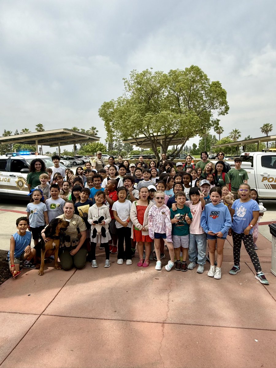 🚓☀️ Summer Camp Fun with RCPD! 🐾🔍
Our Central Park campers became junior detectives, learning fingerprinting, checking out our patrol car, and enjoying an awesome K9 demo!

It’s always fun connecting with future leaders and showing how we help keep the RC community safe! 😃