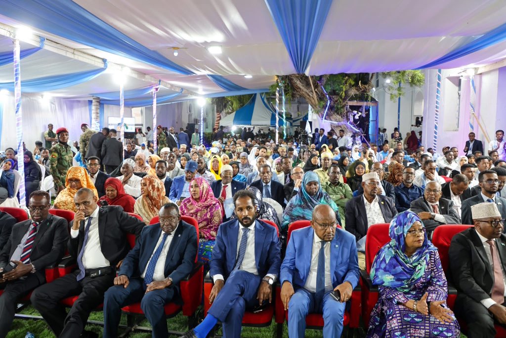 Guddoomiyaha Golaha Shacabka ee BJFS Mudane Sheekh Aadan Maxamed Nuur (Madoobe) ayaa ka qeyb galay munaasabadda xuska sanad guuradda 65-aad ee kasoo wareegatay markii Gobolada Waqooyi ee dalkeena ma xorroobeen gumeystihii Ingiriiska.