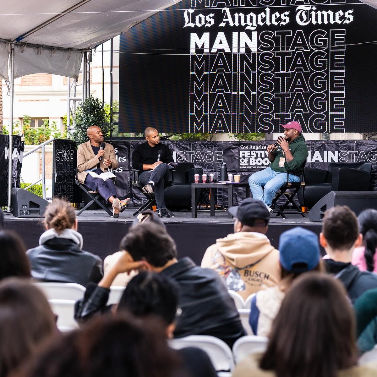 Remember when we hosted a live episode of <a href="/vibecheck_pod/">Vibe Check Podcast</a> with <a href="/Danez_Smif/">Danez</a>? Episode out now! 🎙️ Don’t sleep on #bookfest! 📚 podcasts.apple.com/us/podcast/eve…