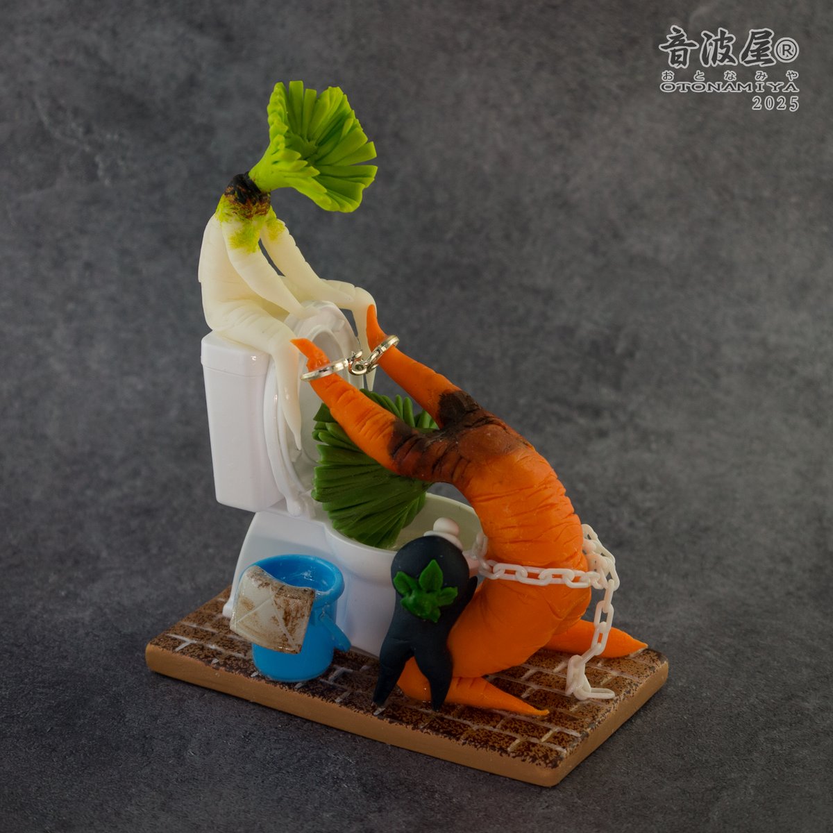 せくすぃ～野菜ファミリー　トイレ
Sexy vegetable family , Toilet
#粘土
#claywork
#ハンドメイド
#handmade
#リアルフード
#ミニチュアフード
#fakefood