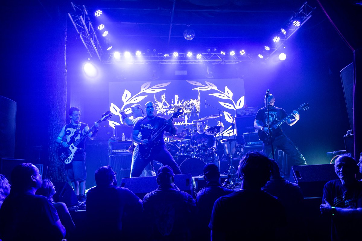 More awesome pix of our set from Thrashpocalypse thanks to Robert Chickering. 
<a href="/TheOneTrueDevil/">Silvertonguedevil</a> #thrashpocalypse