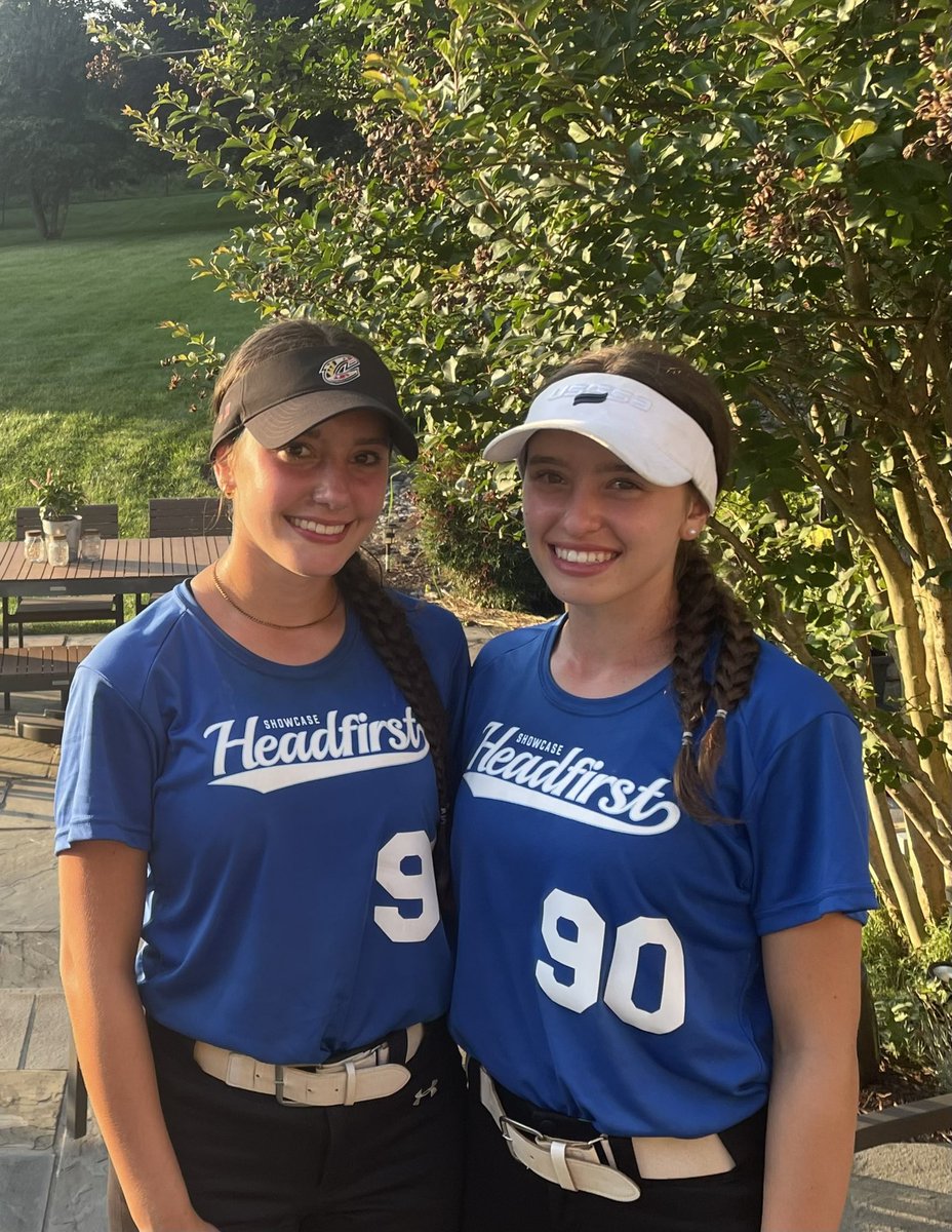 Had a great time at the <a href="/HRollSoftball/">Headfirst Softball</a> camp this week in DC! It was a great experience and opportunity to hear and learn from so many college coaches!!
Looking forward to a tournament in London VA this weekend and then off to Colorado!!! 🧨🎆