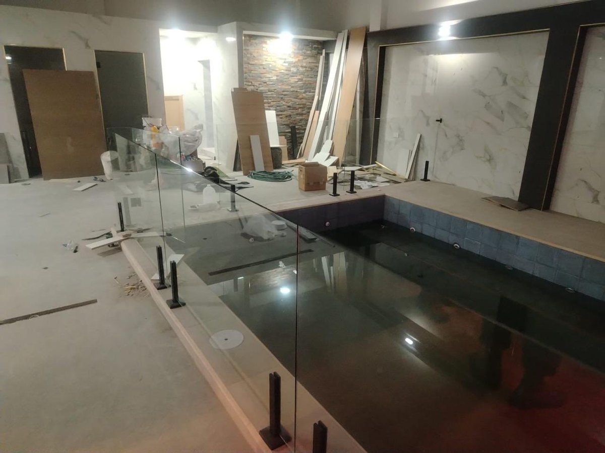 UrgenciaEcu's tweet photo. ⚫️ Esta era la lujosa vivienda de alias Fito, donde también se halló un búnker usado para esconderse. https://t.co/JHDA7yJPXD