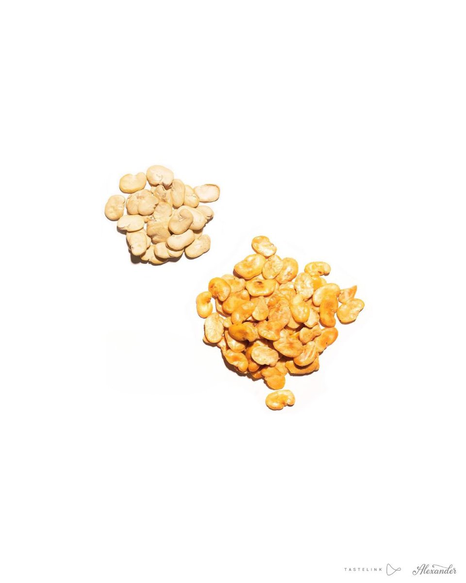 alexandersnacks's tweet photo. Meet our Salted Favas and Sweet Favas.

Cooked for perfection with a unique methodology now carried for over 40 years celebrating #ecuador traditional cuisine and heritage. Crafted from the finest #viciafaba, common name haba seca, these products demonstrate timeless treats. https://t.co/I7v5zqpxEZ