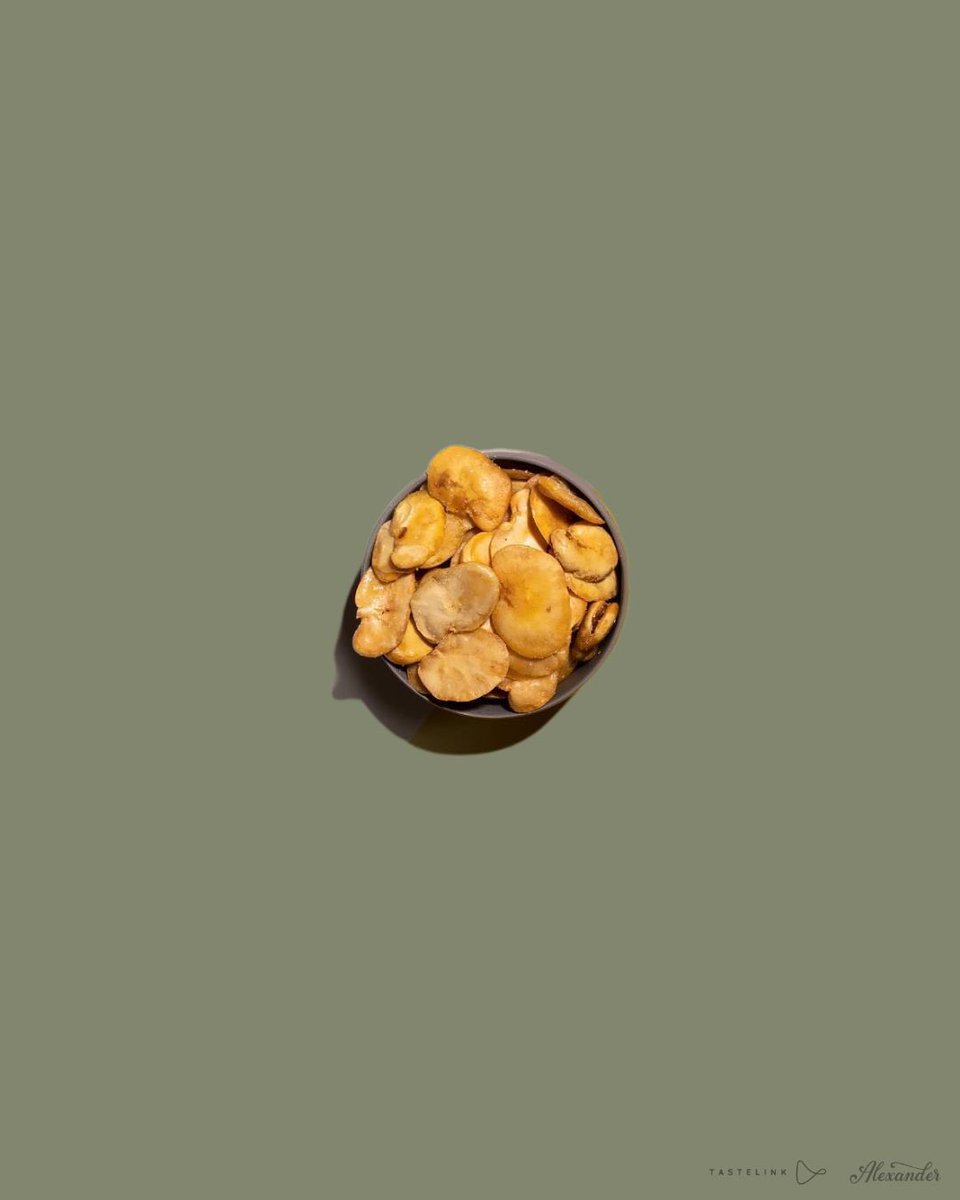 alexandersnacks's tweet photo. Meet our Salted Favas and Sweet Favas.

Cooked for perfection with a unique methodology now carried for over 40 years celebrating #ecuador traditional cuisine and heritage. Crafted from the finest #viciafaba, common name haba seca, these products demonstrate timeless treats. https://t.co/I7v5zqpxEZ