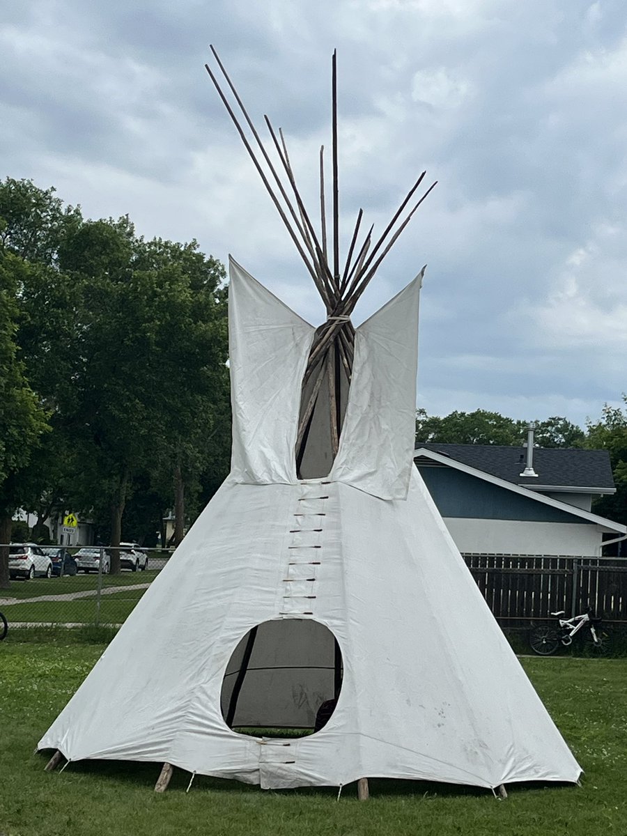 Arthur Day Middle School tweet media