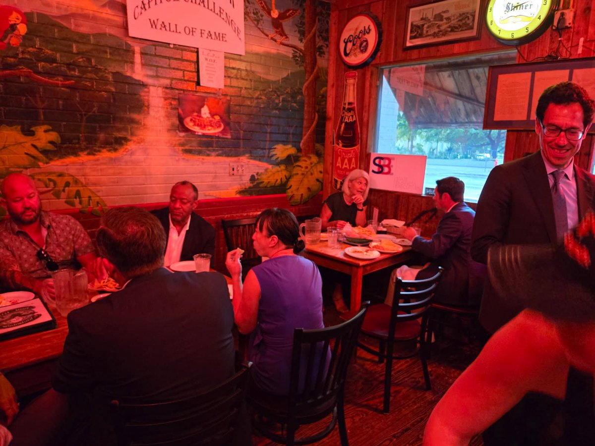 SineDieEvents's tweet photo. Great to be working with @StateBizExecs in AUS this week on their immigration and workforce summit tomorrow. This afternoon, @txbiz hosted our preliminary meetings (thank you!) before we cooled our heels at the Texas Chili Parlor! #txlege https://t.co/PPhQxET82E