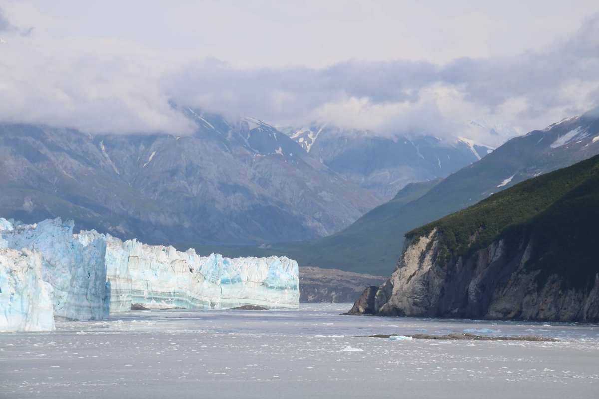 DailyPicTheme2's tweet image. Thursday 26 June

Today’s Daily Picture Theme is ‘Automatic'

RT or reply with your own photo 

Tomorrow’s theme will be ‘Buoy'

#DailyPictureTheme

The automatic response of 'ooh' and 'ahhh' to viewing a glacier!