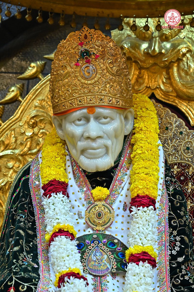 “ See Everything, Say Nothing “

#OmSairam 🙏🏻🌸