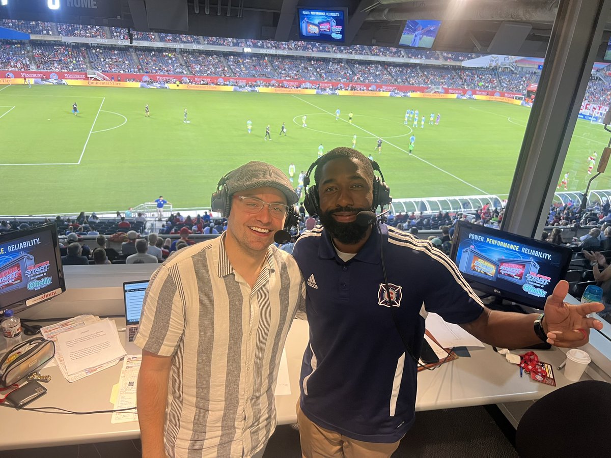 Changing up the mojo at home, down 1-0…. Putting on the hat I got in London this winter. 

Gonna help the best I can!