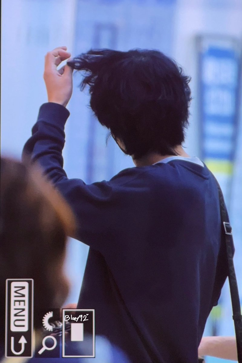 250626 ICN

안전 비행✈️

#CHANYEOL #찬열 #엑소 #EXO 
#BlackOut
#CHANYEOL_都市風景_City_scape_Epilogue
#2025_CHANYEOL_LIVETOUR #都市風景