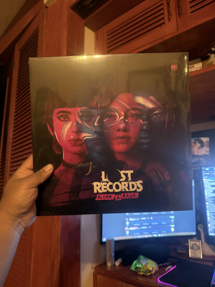 Frost (@archundiafrost) on Twitter photo Its finally here YESSSS!!! Thanks to <a href="/DONTNOD_Ent/">DON'T NOD</a> And <a href="/DONTNOD_Michel/">Michel Koch</a> its amazing <a href="/kidkatanarec/">Kid Katana Records</a> <a href="/PlayLostRecords/">Lost Records Games</a> Its finally here YESSSS!!! Thanks to <a href="/DONTNOD_Ent/">DON'T NOD</a> And <a href="/DONTNOD_Michel/">Michel Koch</a> its amazing <a href="/kidkatanarec/">Kid Katana Records</a> <a href="/PlayLostRecords/">Lost Records Games</a>