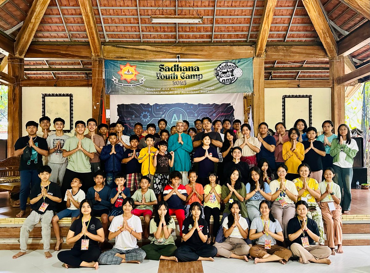 Director of SVCC shared his thoughts to the students at Dharma Sthapanam Ashram about teachings of the Bhagavad Gita and how it can guide us in modern era of AI (Artificial Intelligence) to remain balanced and use our intelligence at optimum level.