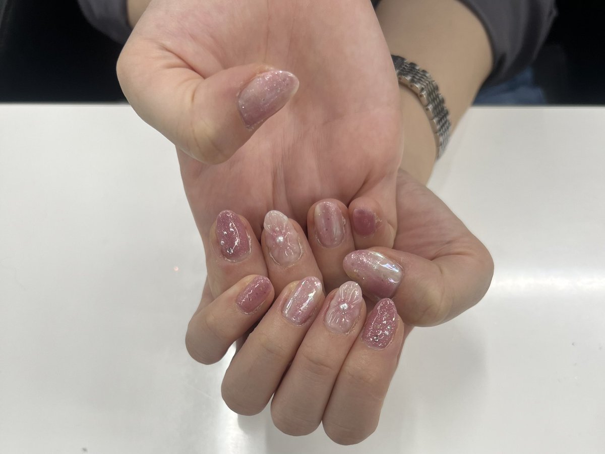 chinail0_0's tweet photo. まだ募集しております！

ネイル #テストモデル
🎀1名様限定🎀
️🫧6/26  12:00〜1時間程度

️・渋谷駅から徒歩8分
・神泉駅から徒歩2分

🌸デザインコース
¥4,990 → #無料

⚠️注意事項ご了承の上、お爪の写真と一緒にDMお願いします💌

 #ネイルモデル募集
 #ネイルサロン https://t.co/K0bFGiTjXY